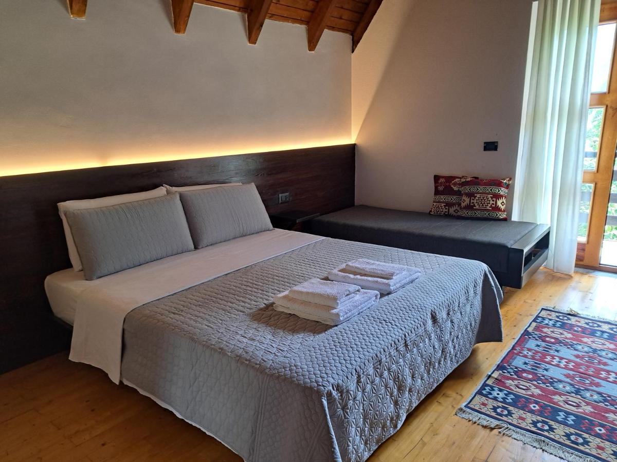 Villa Gjecaj Guesthouse And Restaurant Theth Buitenkant foto