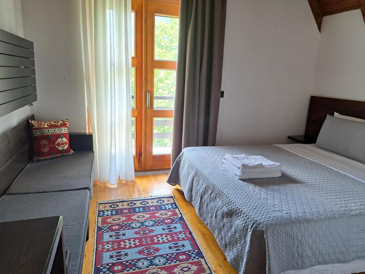 Villa Gjecaj Guesthouse And Restaurant Theth Buitenkant foto