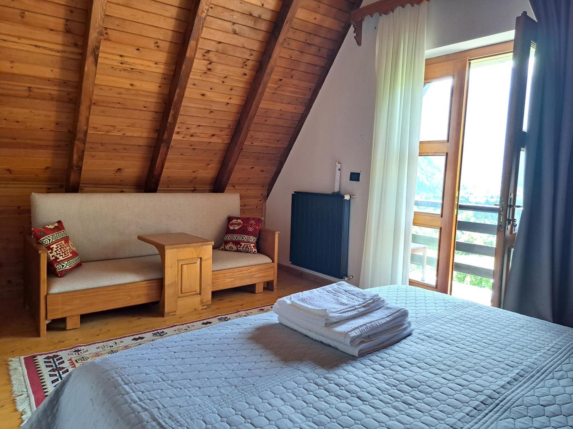 Villa Gjecaj Guesthouse And Restaurant Theth Buitenkant foto